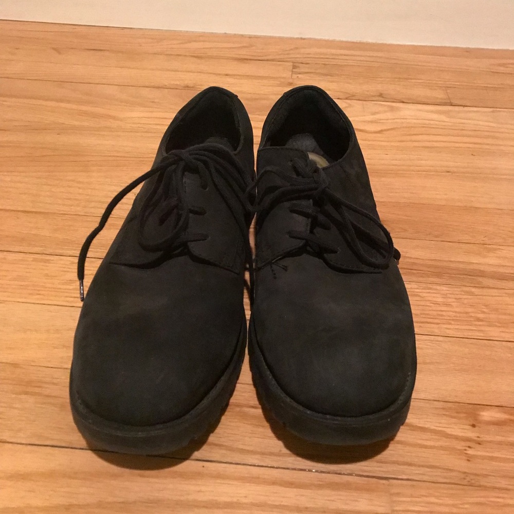 Men’s size 12 black suede shoes